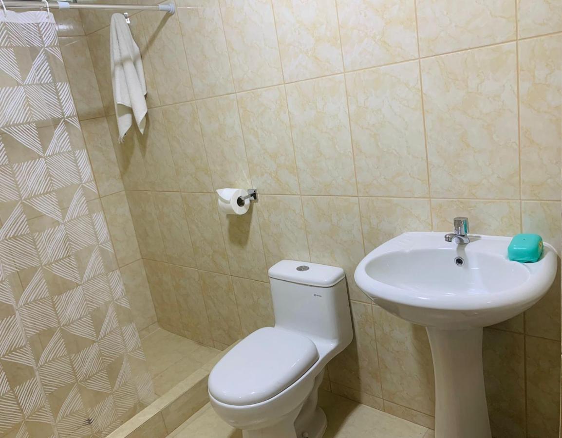 Habitacion Con Bano Propio Para 2 Personas Como Maximo Distretto di Distretto di Lima Esterno foto